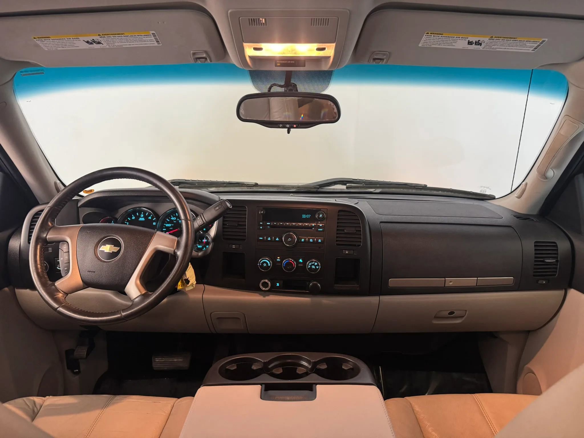 Used 2009 Chevrolet Silverado 1500 LT w/ Regional Value Package image 10