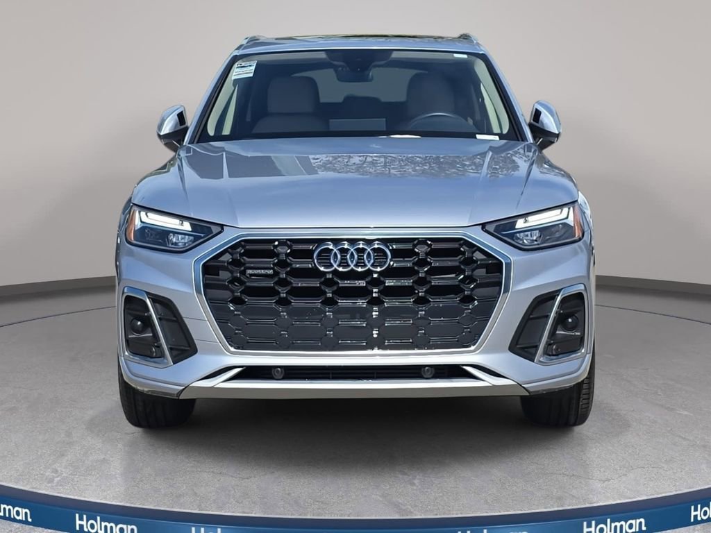 Certified 2023 Audi Q5 2.0T Premium w/ Convenience Package image 2