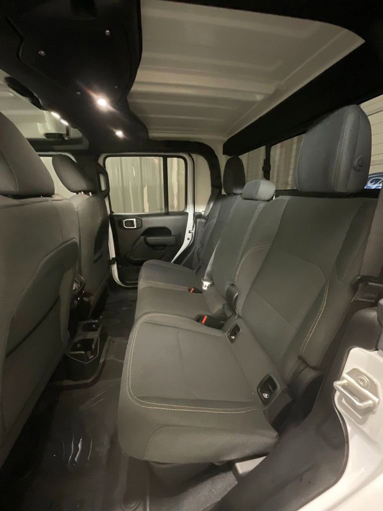 Used 2024 Jeep Gladiator Sport AWD/4WD image 22