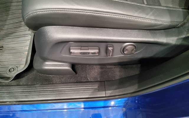 Used 2023 Honda CR-V EX-L image 27