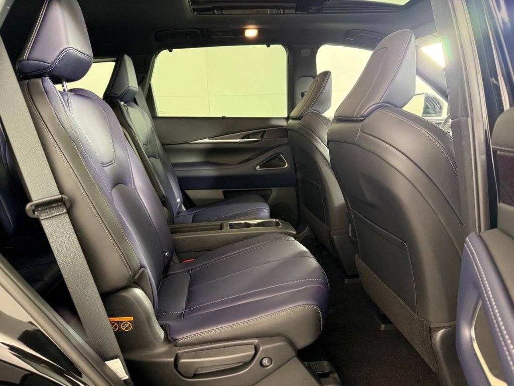 Certified 2026 INFINITI QX60 Sport AWD/4WD image 15