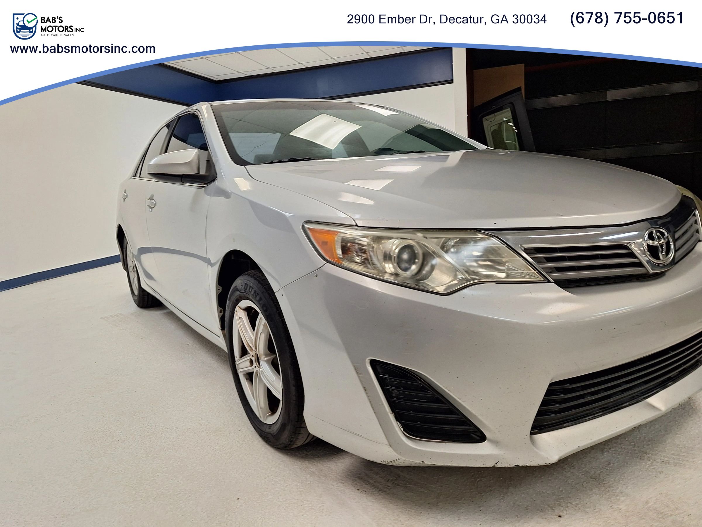 Used 2012 Toyota Camry FWD image 5