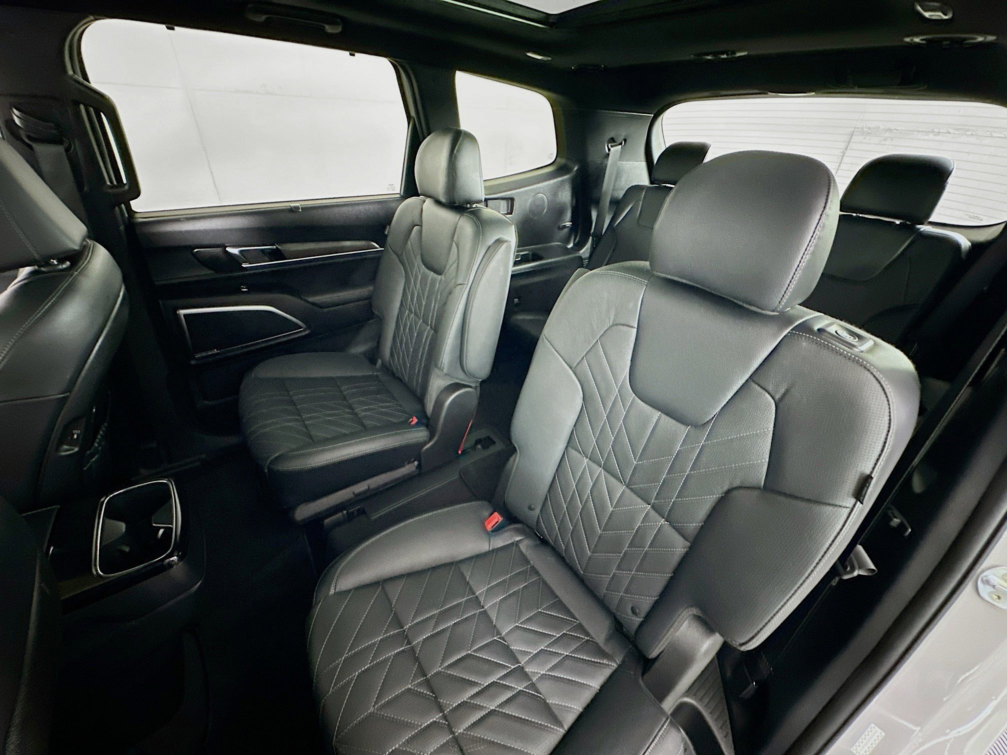 Used 2023 Kia Telluride SX X-Line AWD/4WD image 23