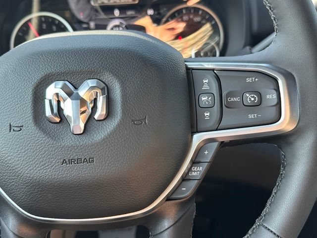 New 2026 RAM 3500 Big Horn AWD/4WD image 20