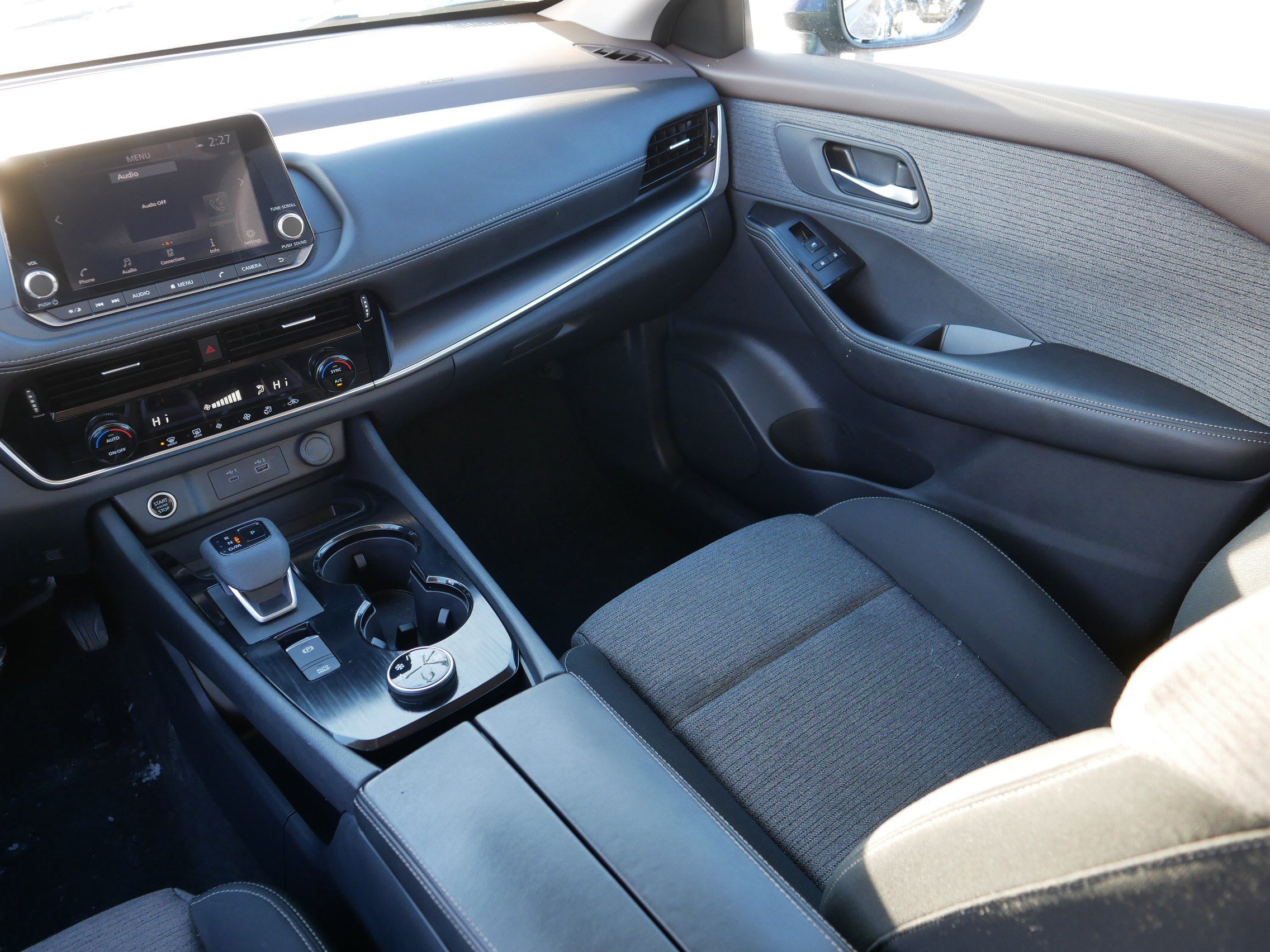 Certified 2022 Nissan Rogue SV image 11