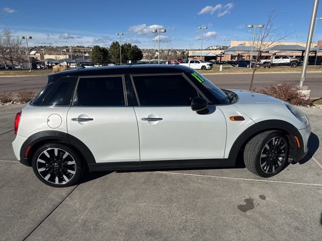 Used 2017 MINI Cooper 4-Door Hardtop image 26