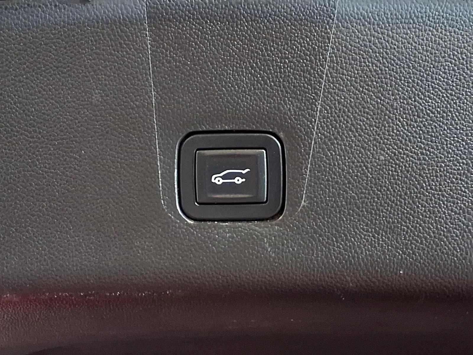 Used 2019 Chevrolet Traverse LT AWD/4WD image 7