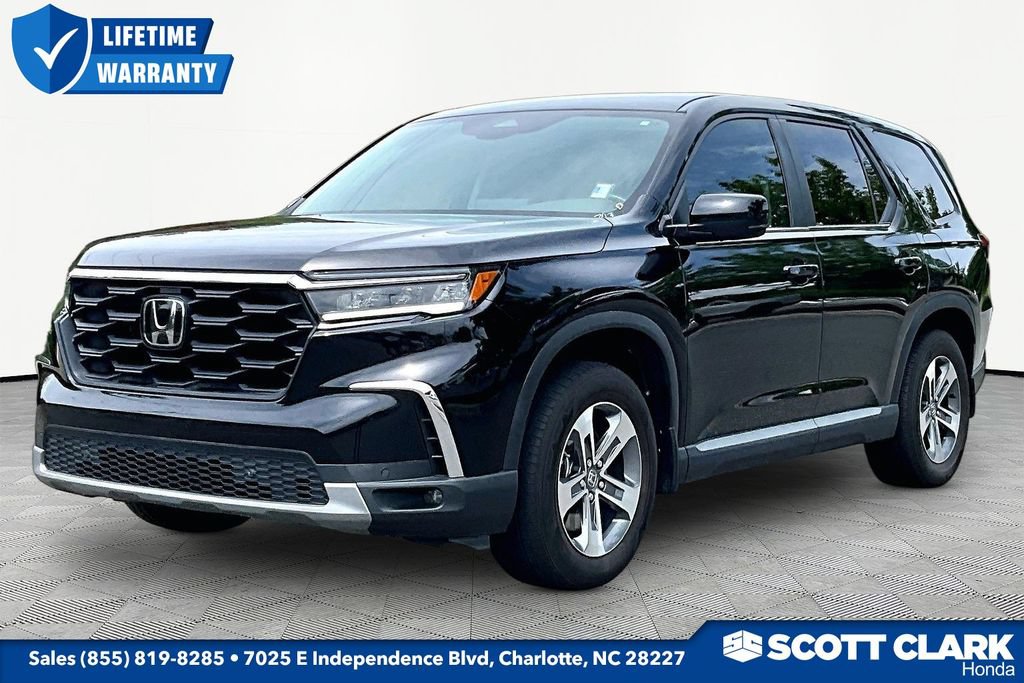 Used 2025 Honda Pilot EX-L image 3