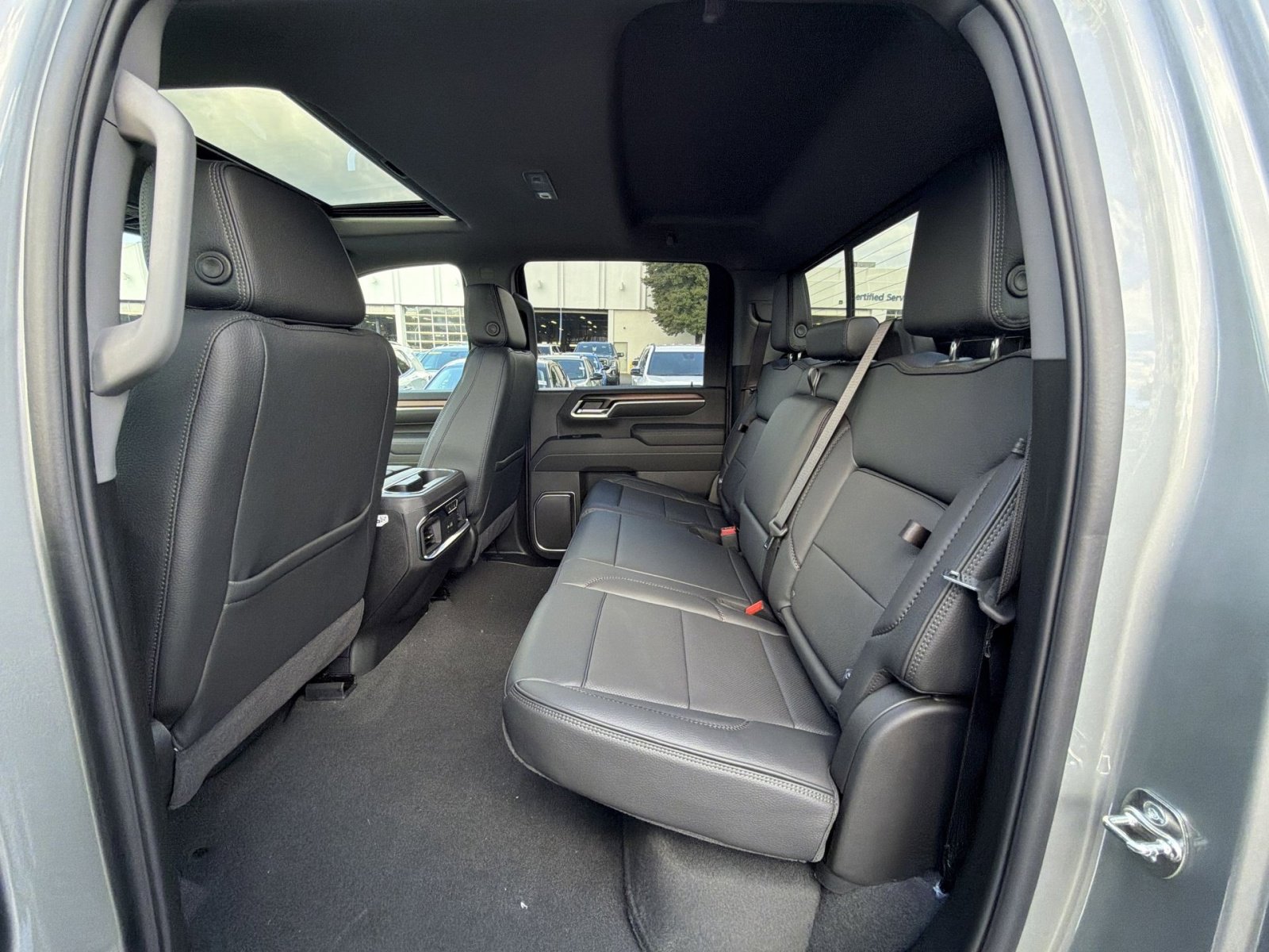 New 2026 GMC Sierra 2500 Denali w/ Denali Reserve Package image 25