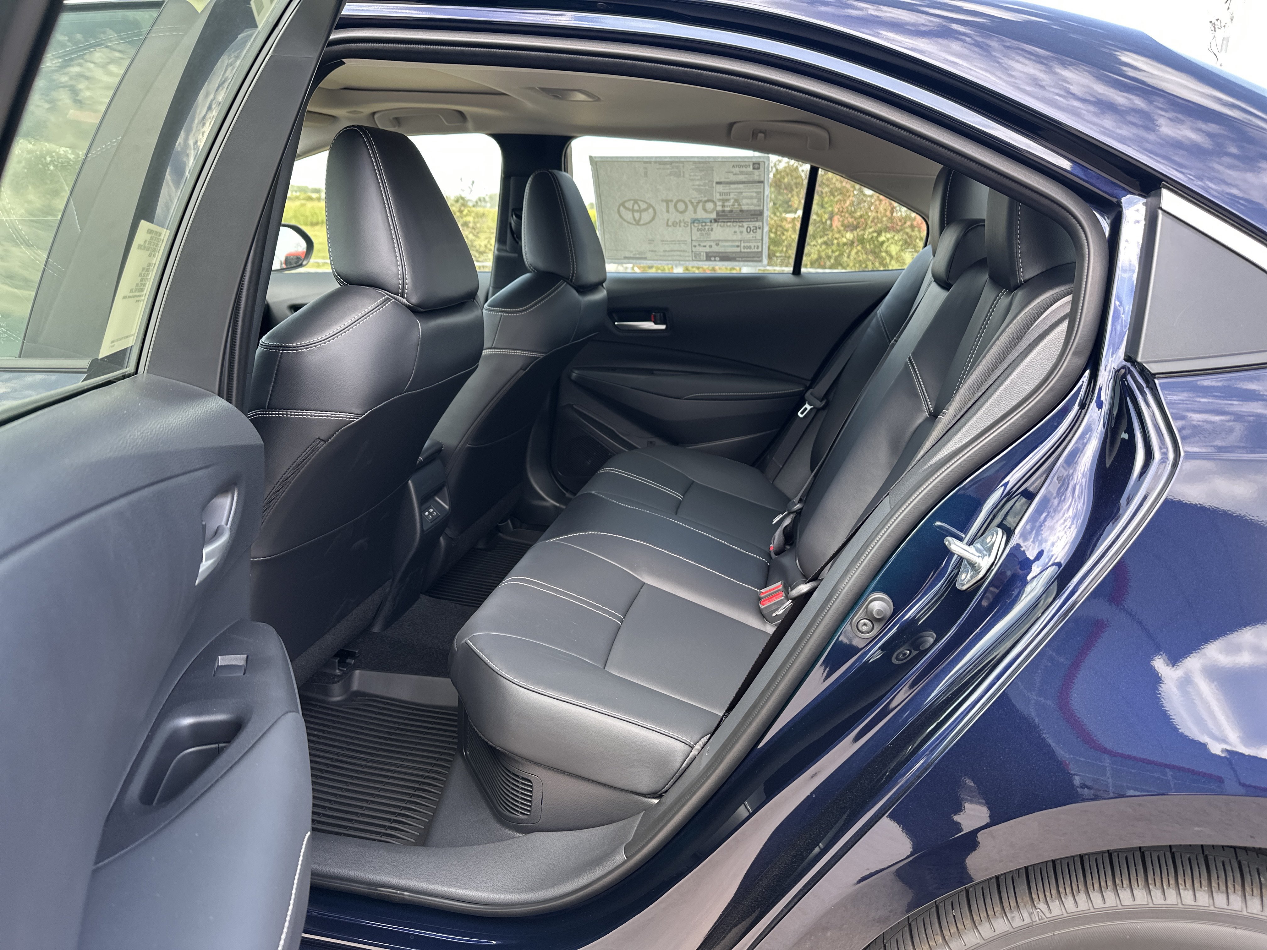 New 2026 Toyota Corolla Hybrid Sedan FWD image 7