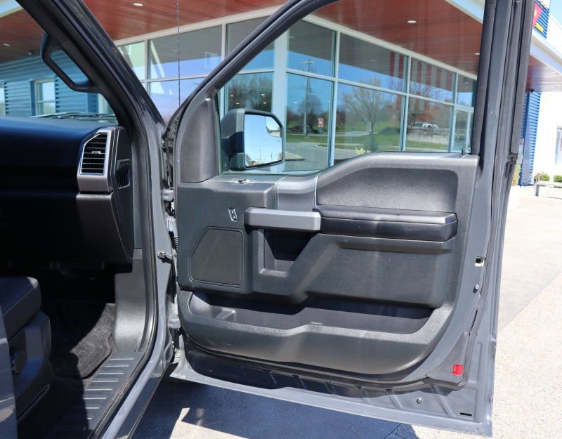 Used 2016 Ford F150 XLT w/ Equipment Group 301A Mid image 19