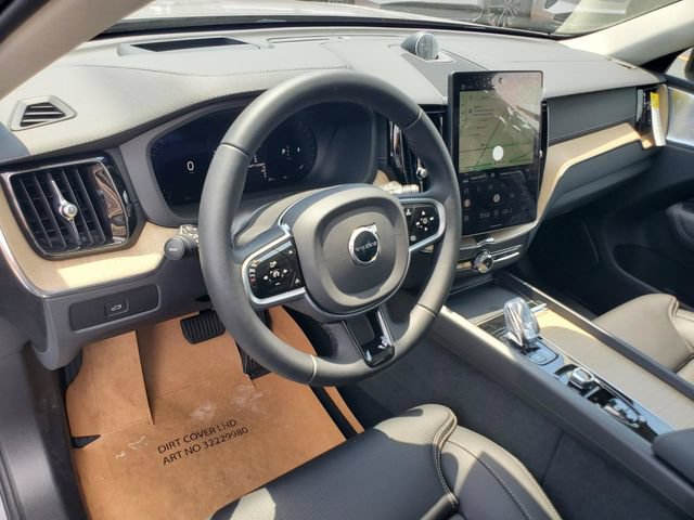 New 2026 Volvo XC60 B5 Ultra w/ Protection Package Premier AWD/4WD image 15