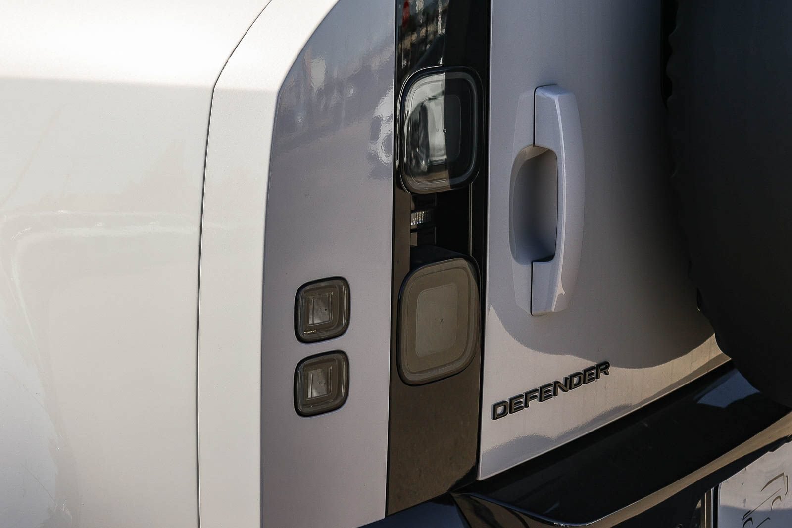 New 2026 Land Rover Defender 110 S AWD/4WD image 11