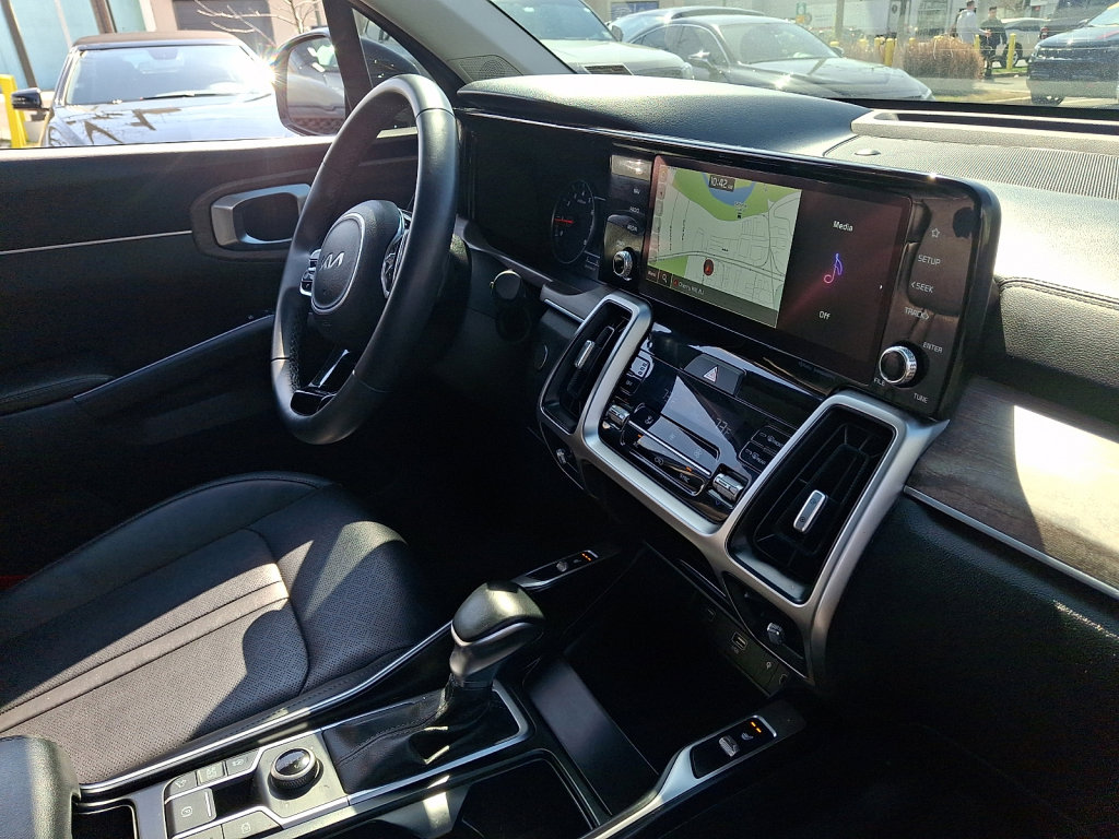 Used 2022 Kia Sorento X-Line EX image 12