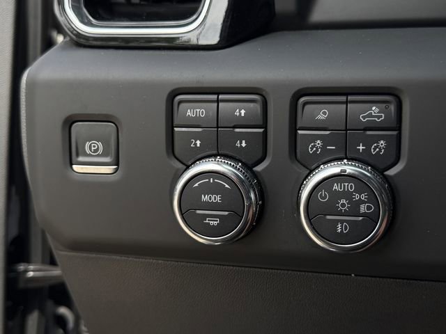 Used 2022 GMC Sierra 1500 Denali AWD/4WD image 29
