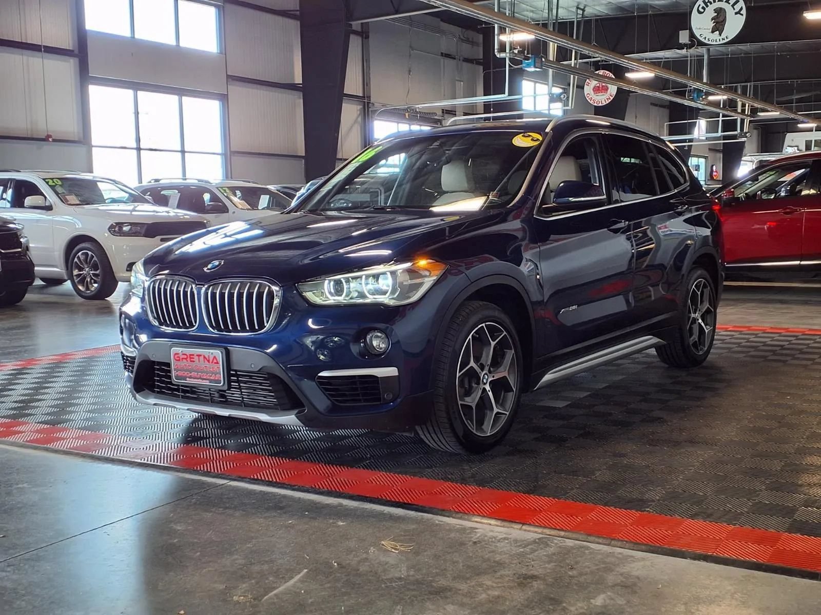 Used 2016 BMW X1 xDrive28i AWD/4WD image 3