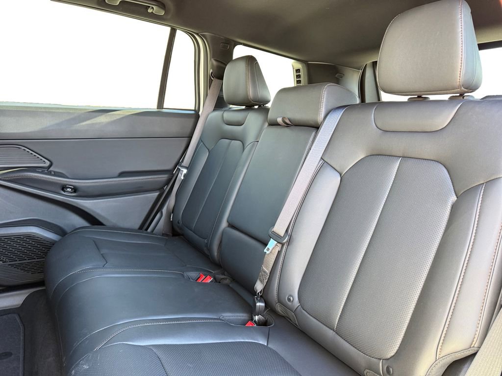 New 2026 Jeep Cherokee Limited image 14