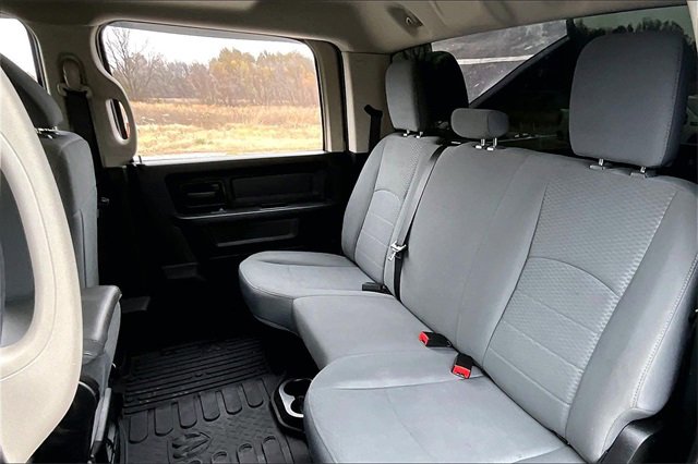 Used 2018 RAM 3500 Tradesman w/ Chrome Appearance Group image 23