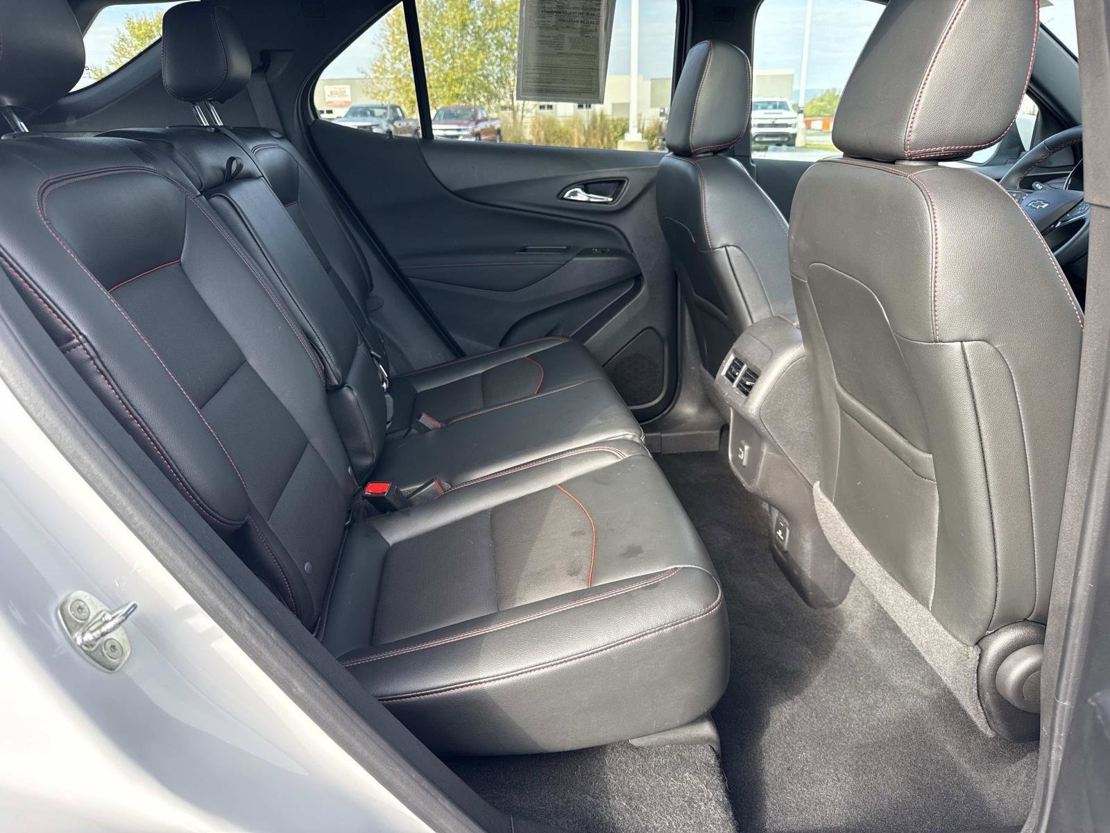 Used 2023 Chevrolet Equinox RS w/ RS Leather Package image 19