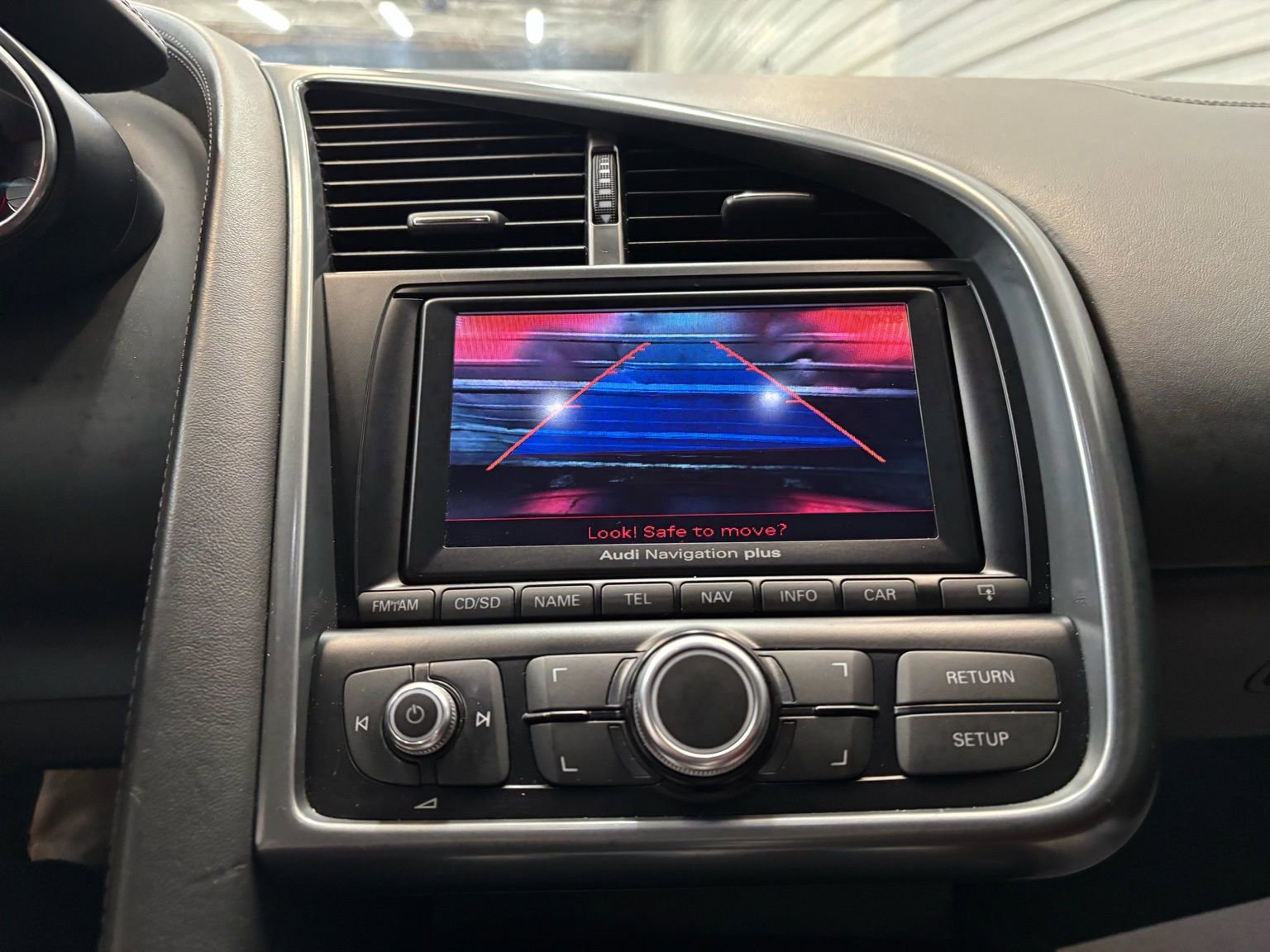 Used 2009 Audi R8 V8 image 17