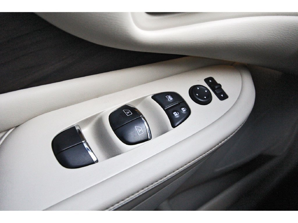 Used 2019 Nissan Murano Platinum w/ Cargo Package FWD image 22