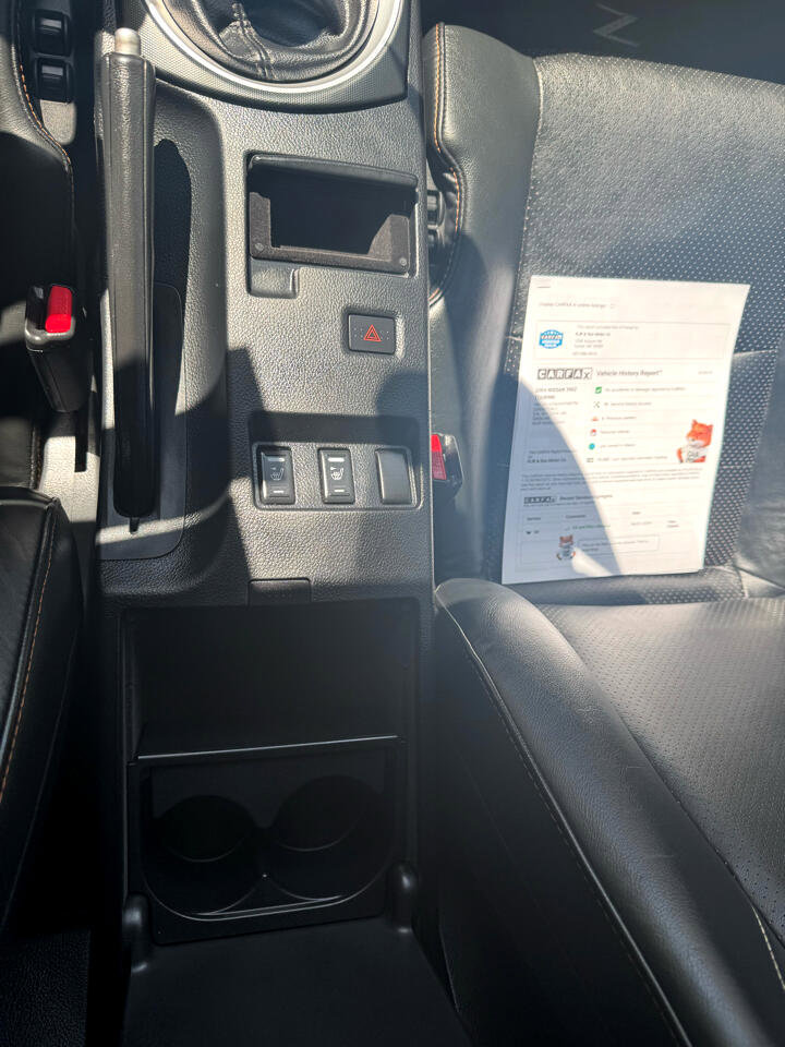 Used 2004 Nissan 350Z Touring image 11