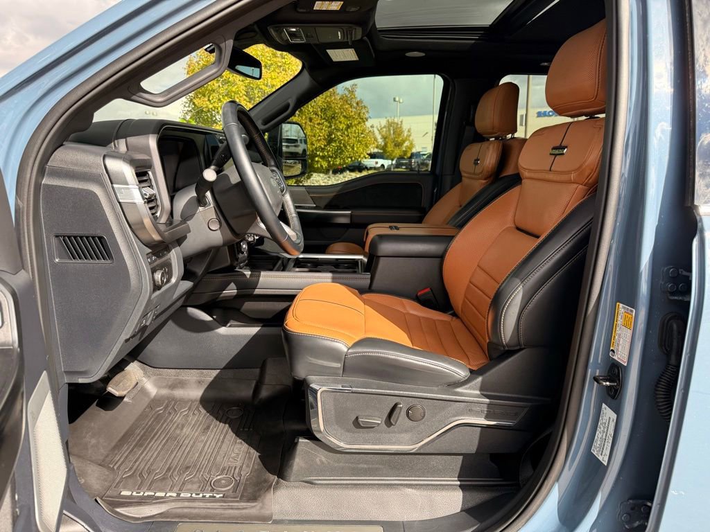 Used 2023 Ford F250 Platinum AWD/4WD image 12