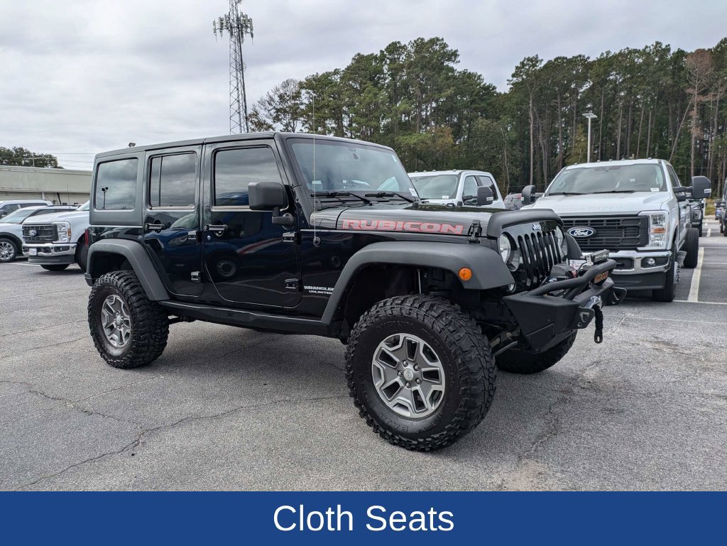 Used 2014 Jeep Wrangler Unlimited Rubicon w/ Connectivity Group AWD/4WD image 2