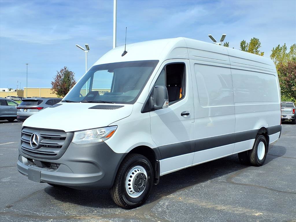New 2025 Mercedes-Benz Sprinter 3500 image 3