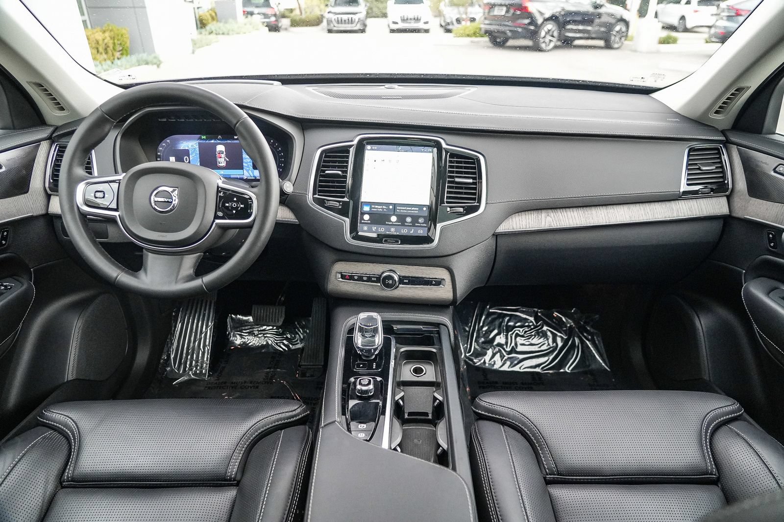 Used 2024 Volvo XC90 B6 Ultimate w/ Protection Package Premier AWD/4WD image 14