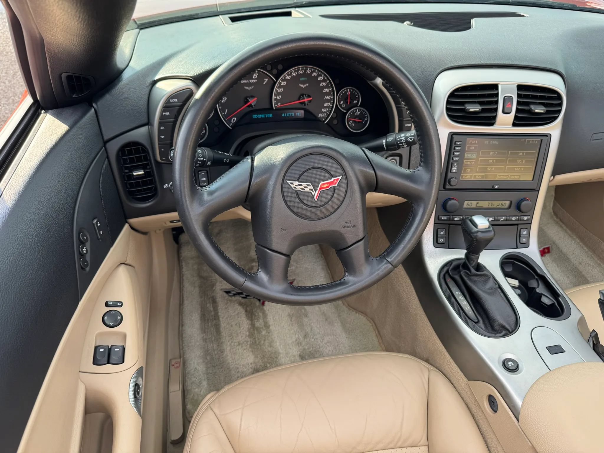 Used 2005 Chevrolet Corvette Coupe w/ Preferred Equipment Group RWD image 25