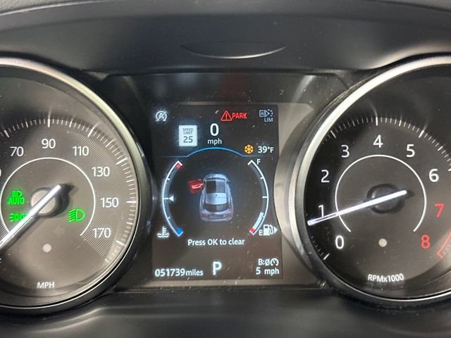 Used 2020 Jaguar E-PACE SE image 18