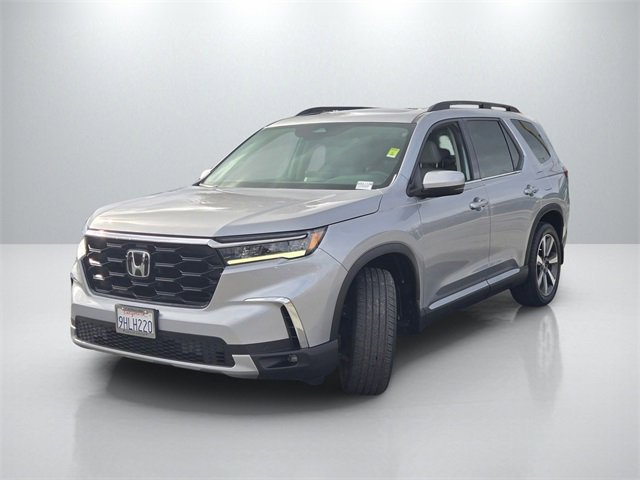Used 2023 Honda Pilot Touring image 8