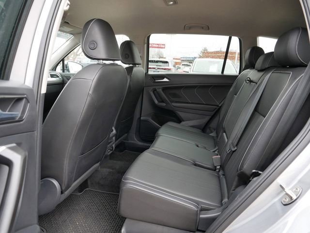 Certified 2024 Volkswagen Tiguan Wolfsburg Edition AWD/4WD image 17