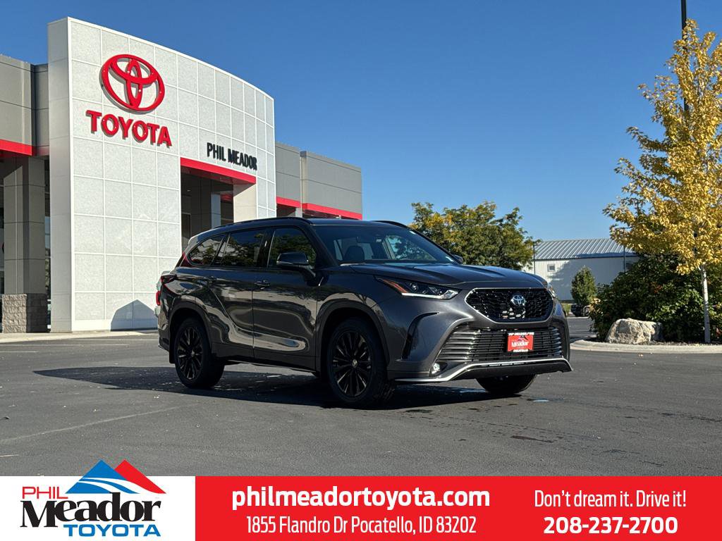 New 2025 Toyota Highlander XSE image 1
