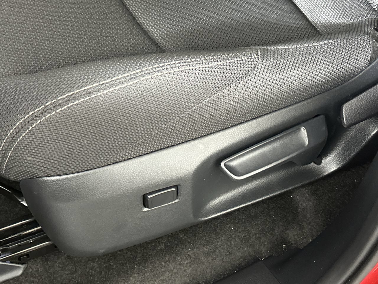 Used 2025 Toyota 4Runner SR5 AWD/4WD image 20