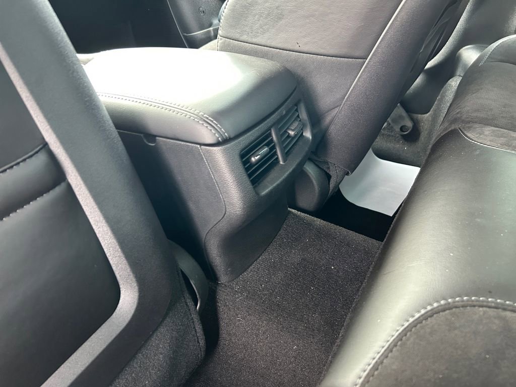 Used 2023 Dodge Challenger R/T w/ Plus Package image 36