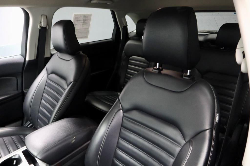 Certified 2024 Ford Edge SEL image 26