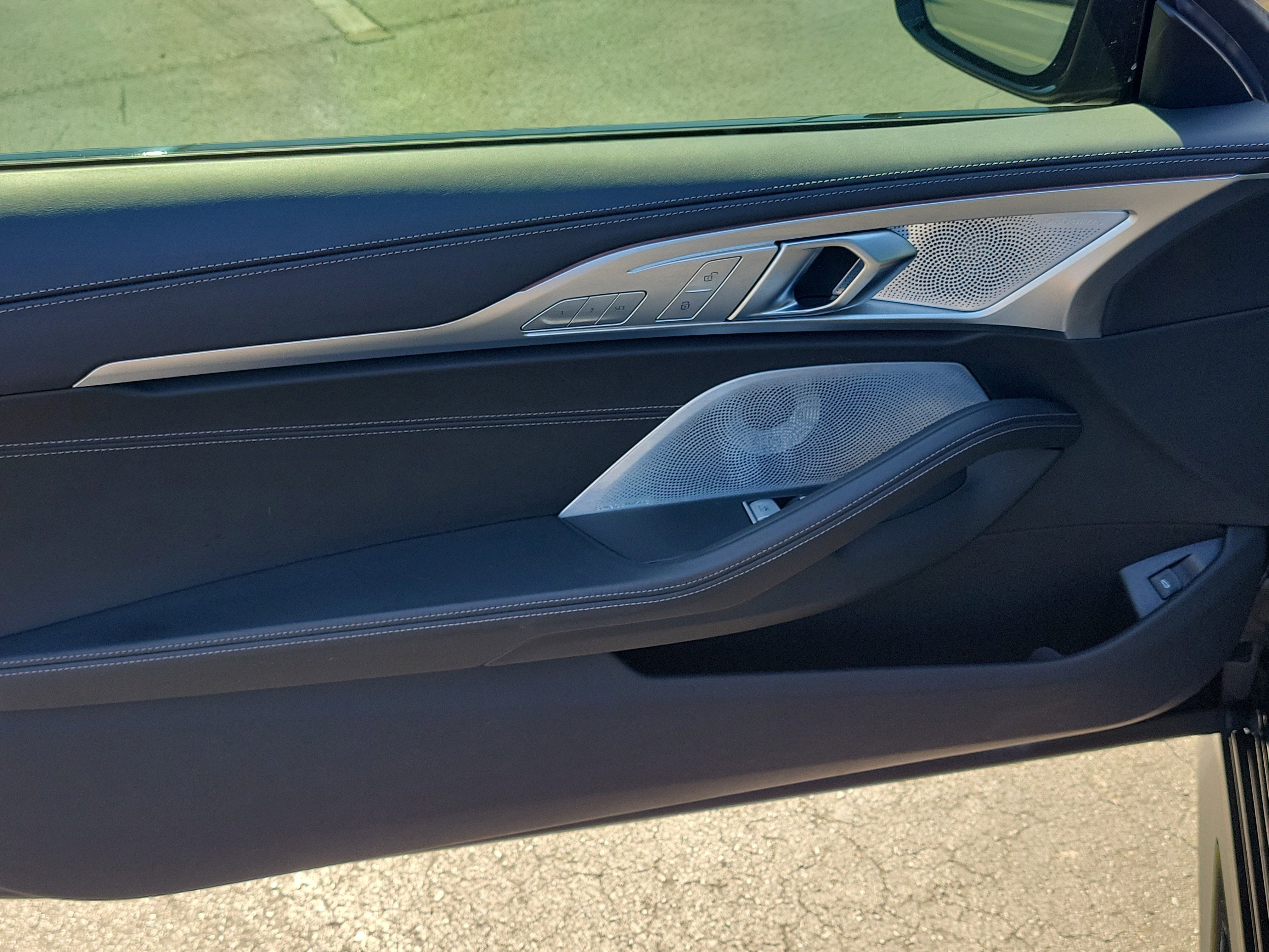 Used 2025 BMW M850i xDrive Coupe image 16