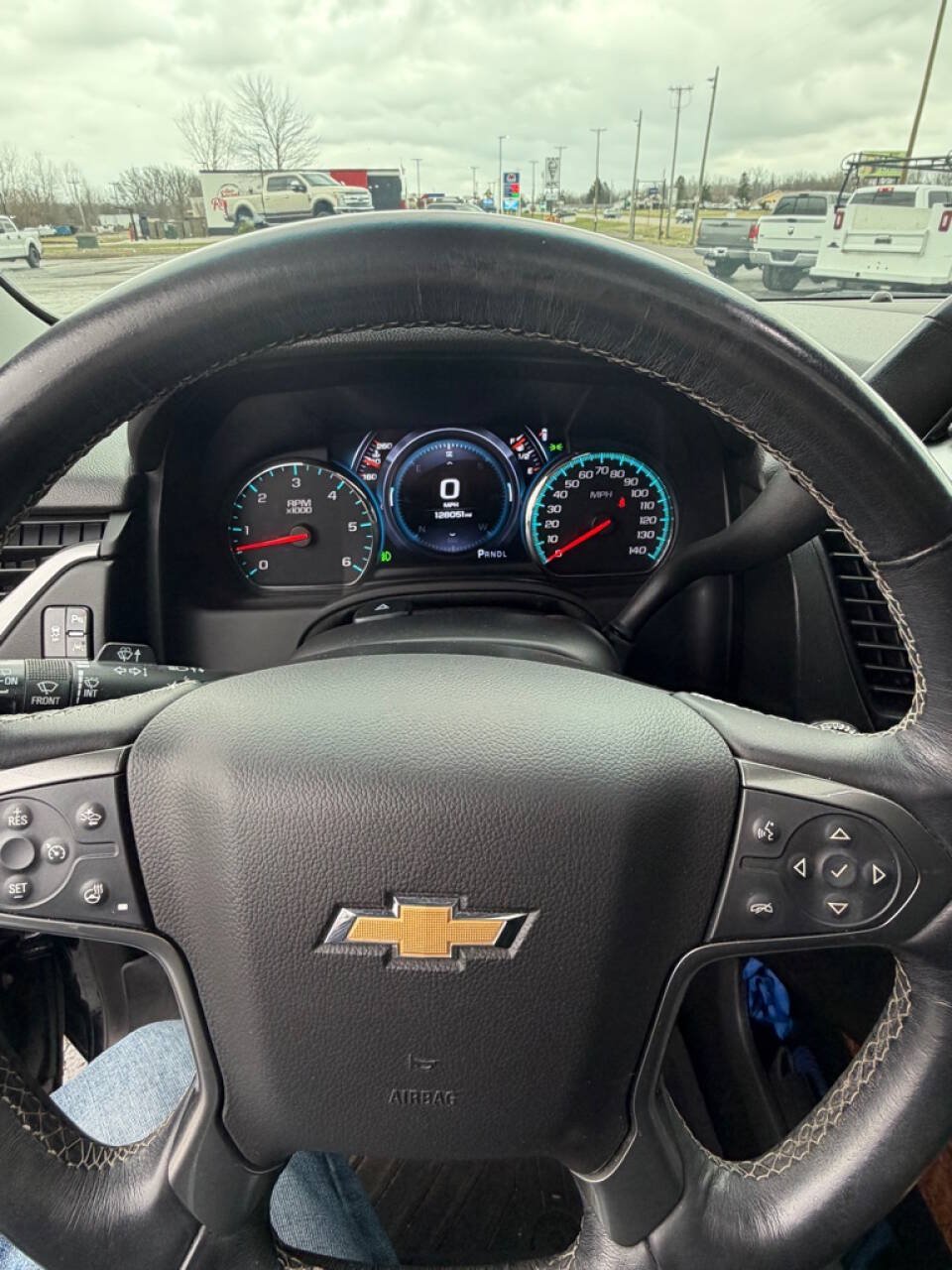 Used 2018 Chevrolet Tahoe Premier AWD/4WD image 11