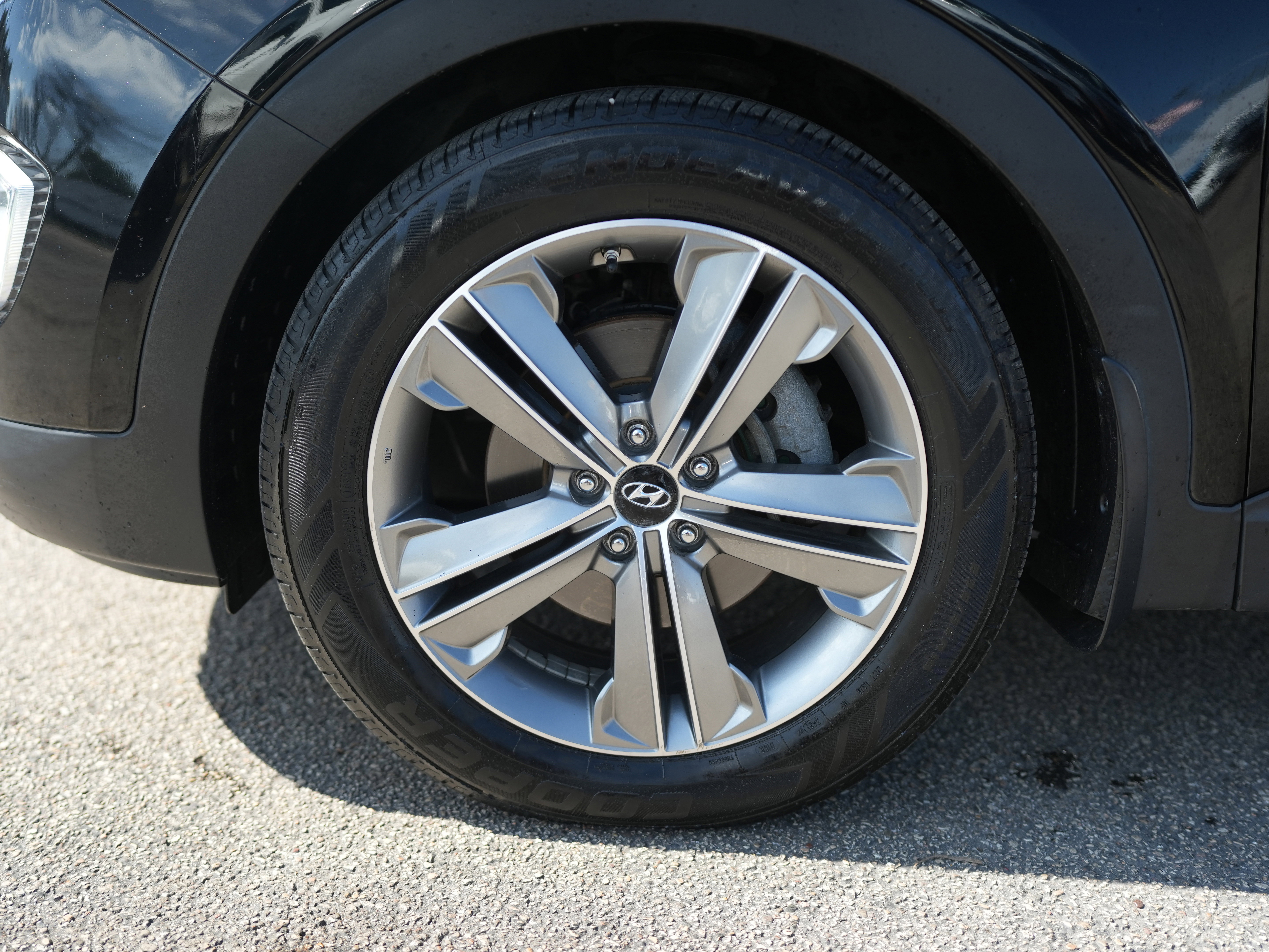 Used 2015 Hyundai Santa Fe Limited w/ Option Group 04 AWD/4WD image 11