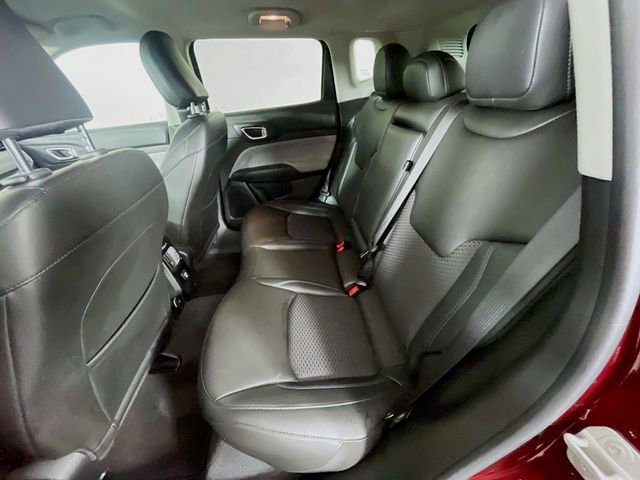 Used 2022 Jeep Compass Latitude FWD image 24