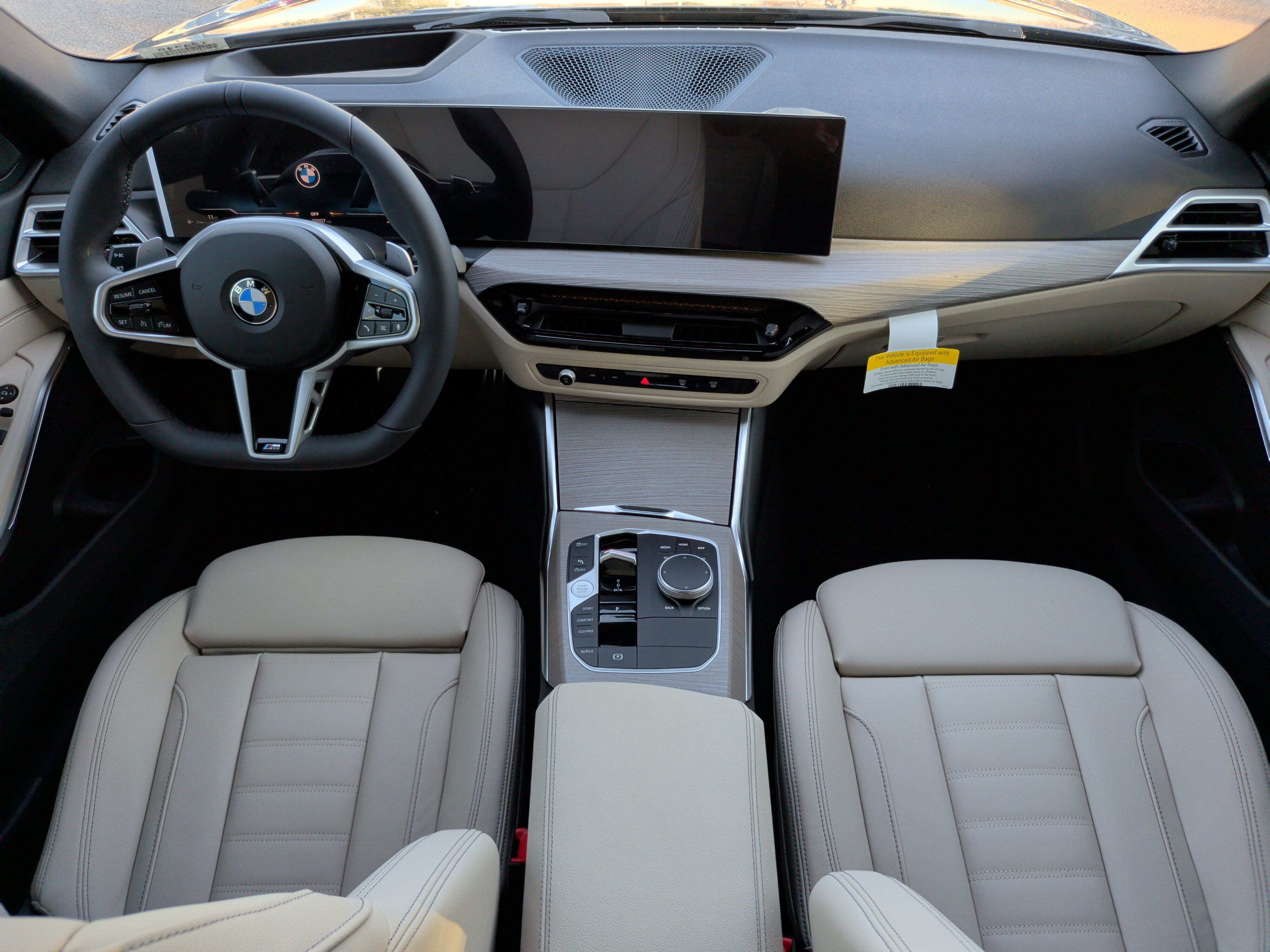 Certified 2026 BMW 330i Sedan w/ M Sport Package RWD image 32