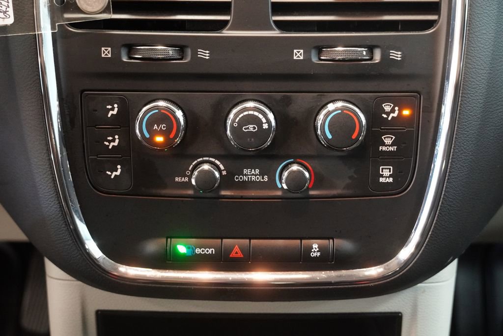 Used 2016 Dodge Grand Caravan SE w/ Quick Order Package 29E SE FWD image 21