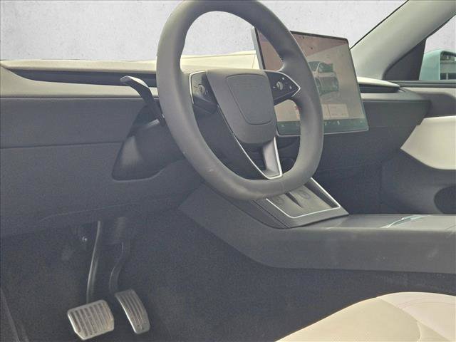 Used 2026 Tesla Model Y Long Range AWD/4WD image 4
