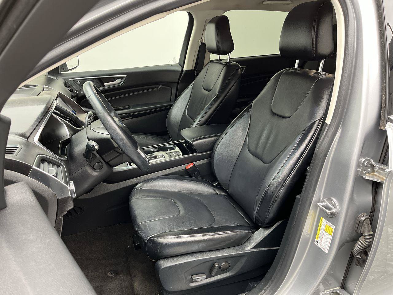 Used 2020 Ford Edge Titanium w/ Cargo Accessory Package AWD/4WD image 9