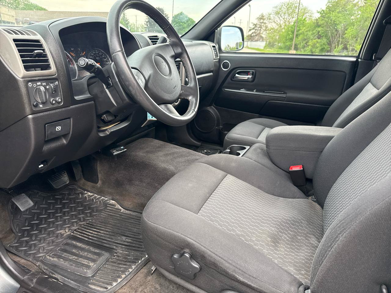 Used 2010 Chevrolet Colorado LT AWD/4WD image 14