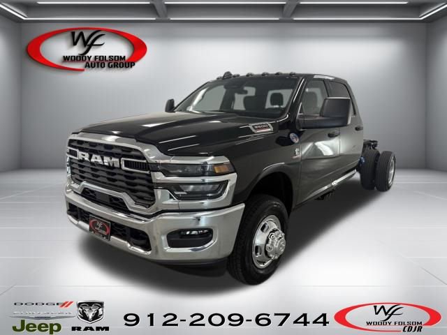 New 2026 RAM 3500 Tradesman w/ Chrome Appearance Group A AWD/4WD 360° Tour