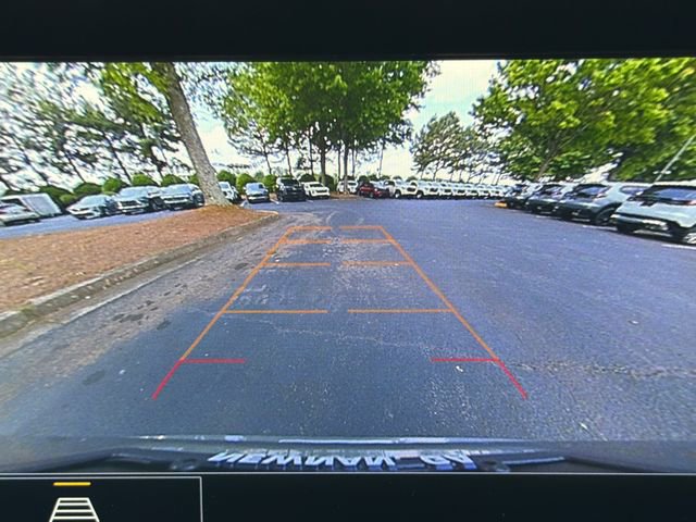 Used 2024 GMC Terrain SLE w/ Driver Convenience Package FWD image 29