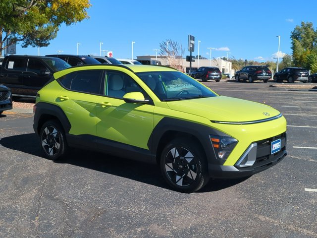 Used 2025 Hyundai Kona SEL AWD/4WD image 3